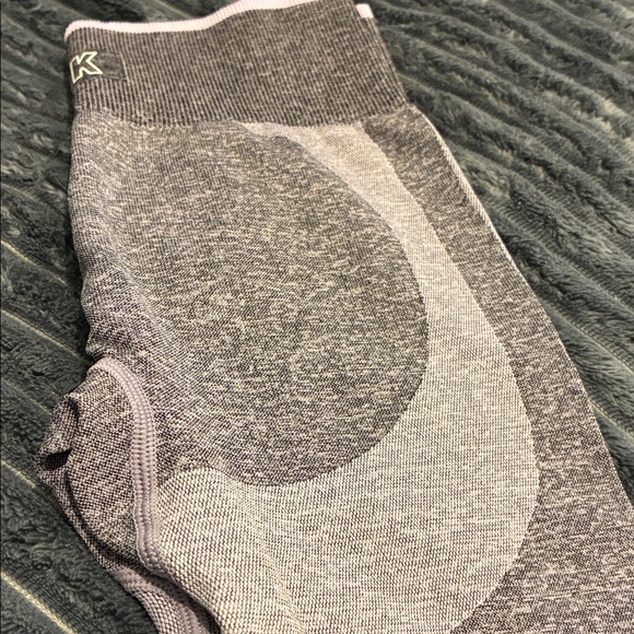 VS PINK Seamless Grey Womens Leggings - Performance Bottoms - Picture 2 of 7